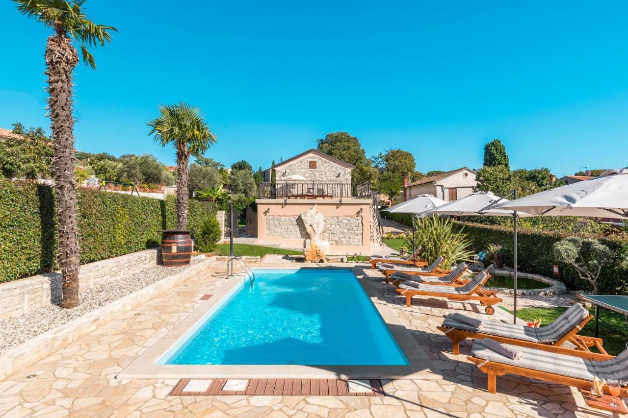 Villa Alma Kaštelir 外观 照片
