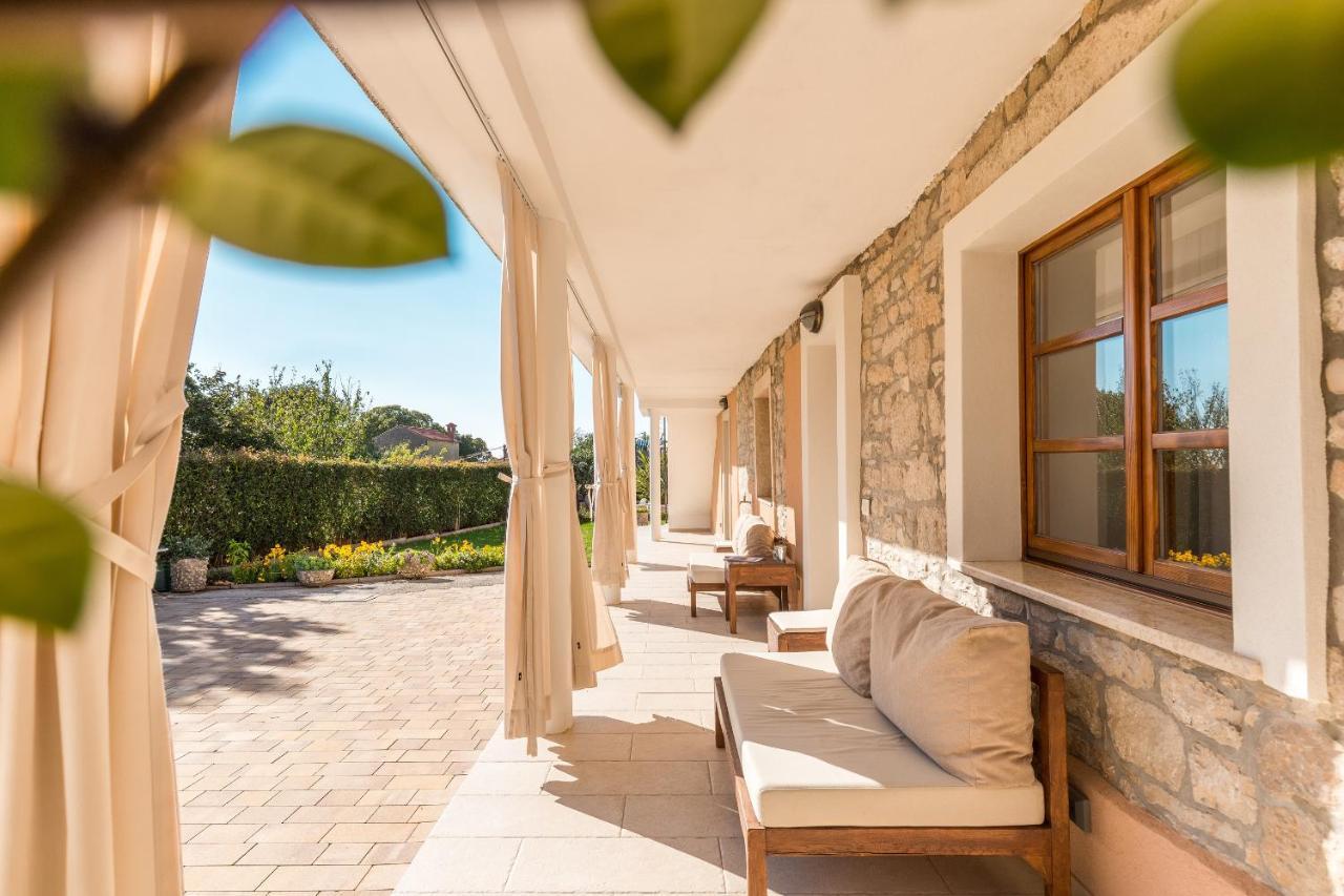 Villa Alma Kaštelir 外观 照片