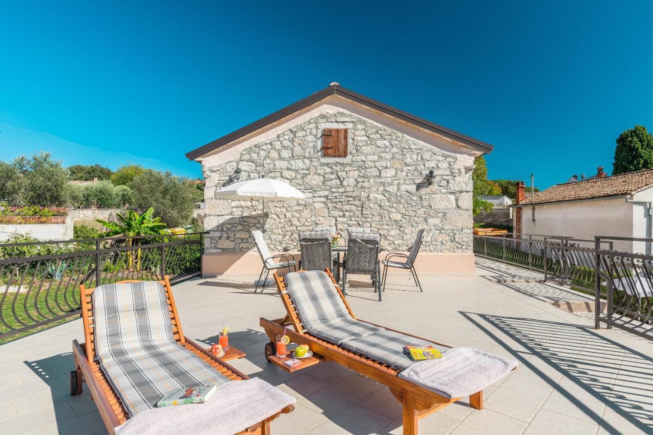 Villa Alma Kaštelir 外观 照片