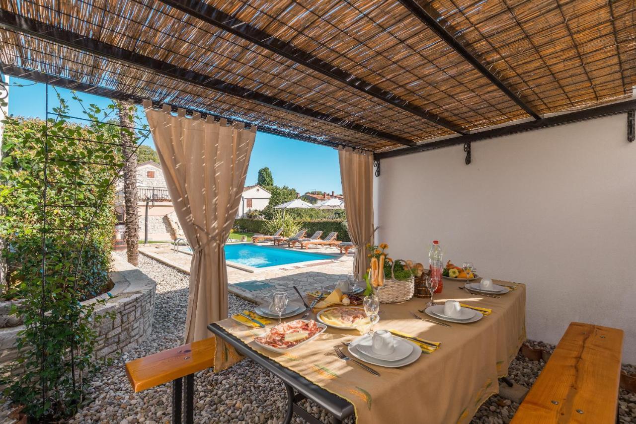 Villa Alma Kaštelir 外观 照片