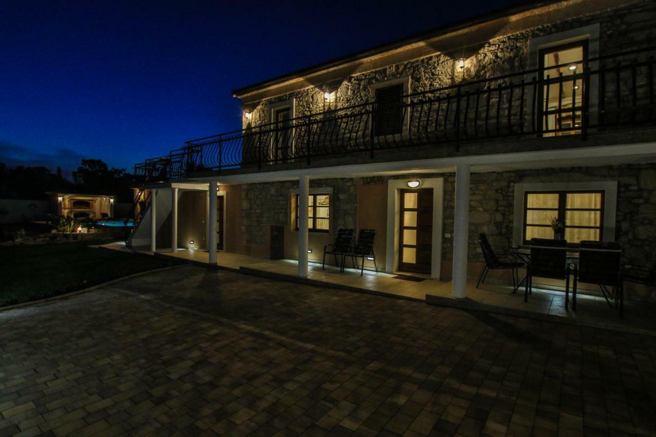 Villa Alma Kaštelir 外观 照片